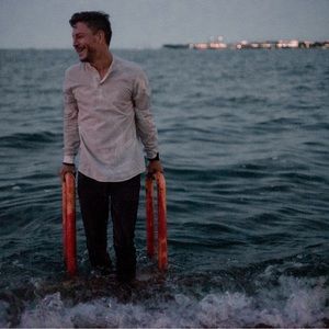 Meet your Posher, Zac